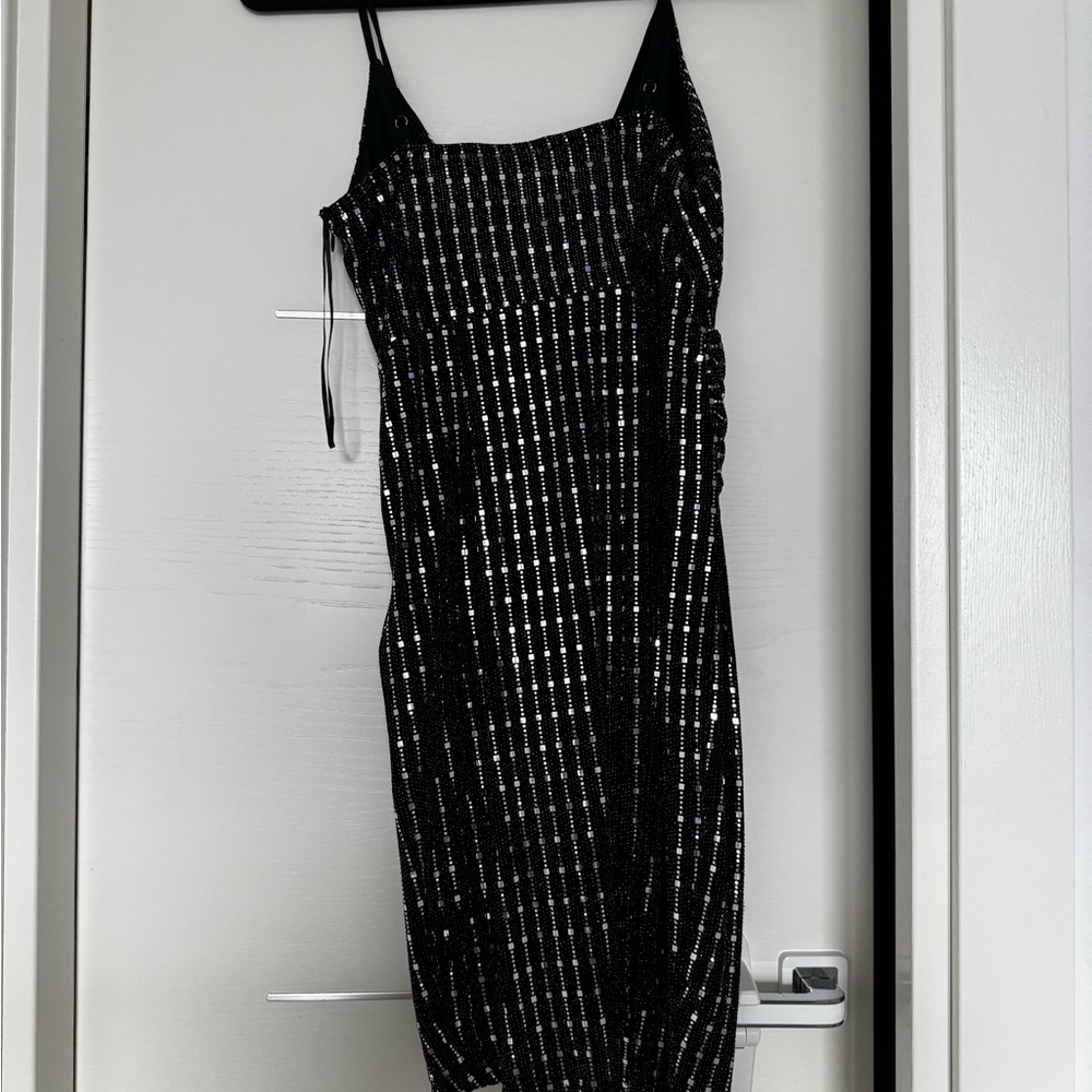 Elegant Black and Silver Striped Dress - Picture 3 of 3